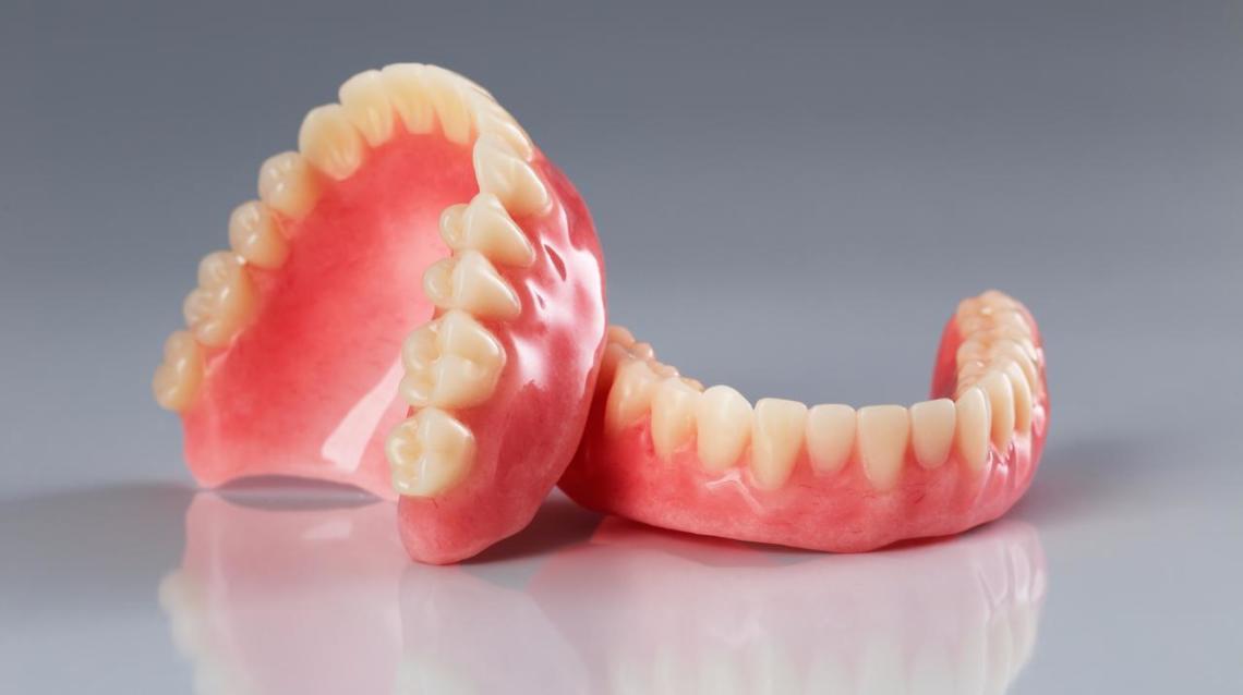 Dentures and 10 Most Common Misconceptions Related to It