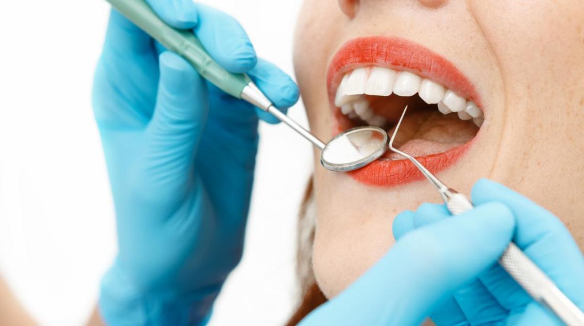 Tooth Extraction Simple or Surgical?