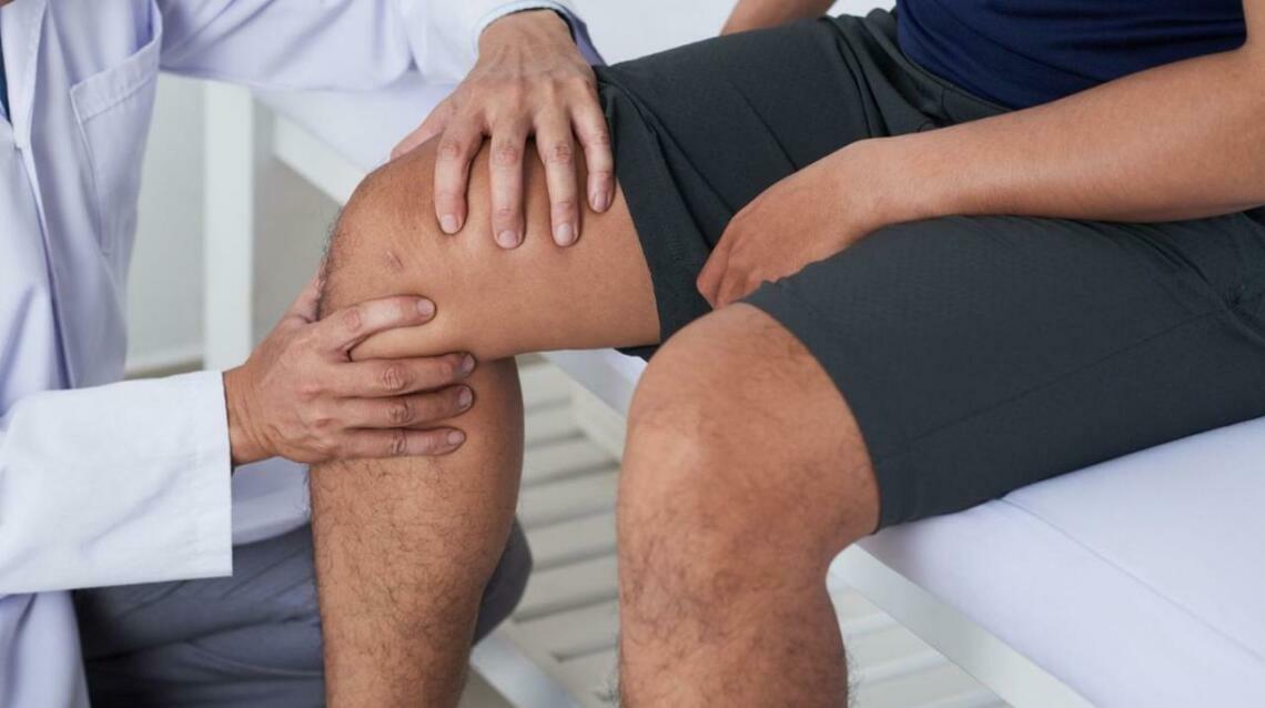 When Should You See a Doctor for Knee Pain?