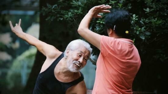 5 Signs Your Relationship Could Benefit From Couples Therapy (Before It's Too Late)