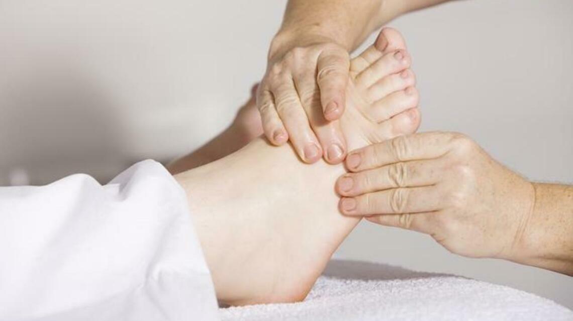 Why Acupressure Therapy?