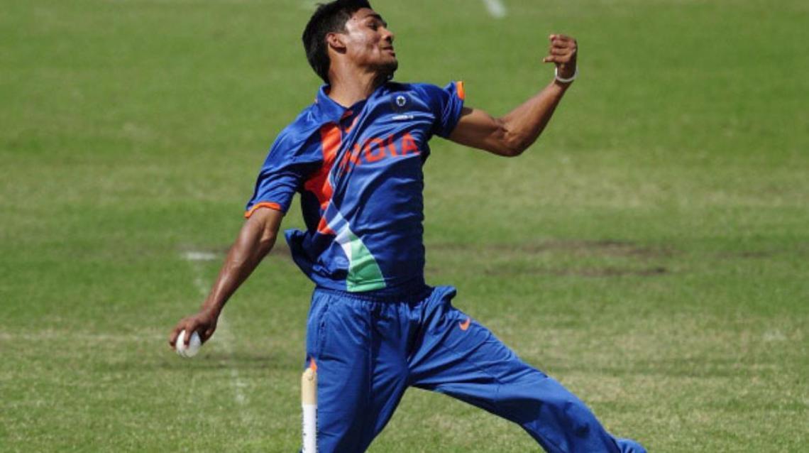 How to Tackle Low Back Pain In A Cricket Bowler