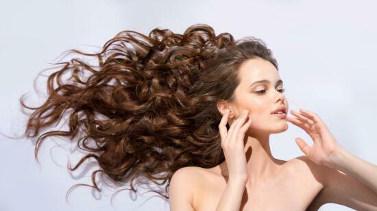 Hair Fall in Women- Know the Causes