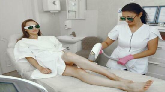 Laser vs. Waxing: Which Hair Removal Method Is Right for You?