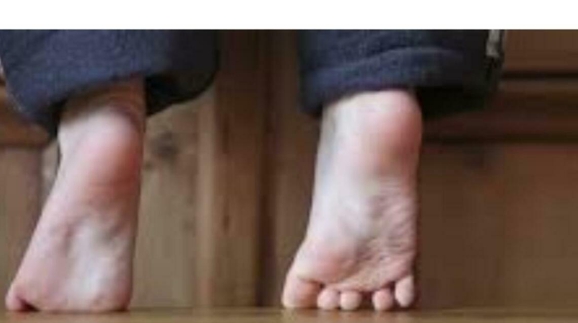 idiopathic toe walking shoes
